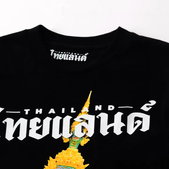 ตัวอย่างรายละเอียดงานสกรีน DTG บนเสื้อสีดำจาก Loomora DTG