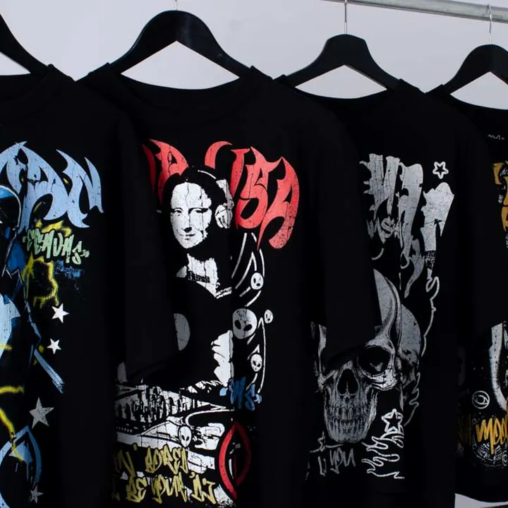 ตัวอย่างรายละเอียดงานสกรีน DTG บนเสื้อสีดำจาก Loomora DTG